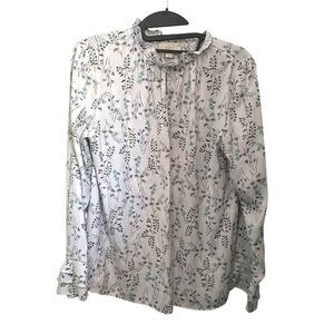 LOFT Floral White women’s Shirt.